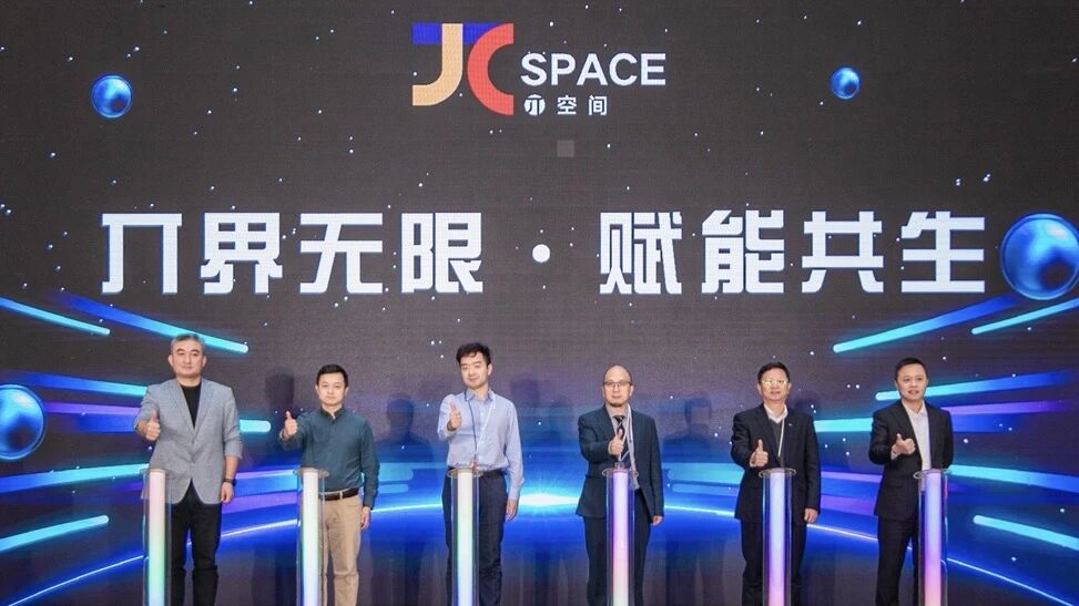 1761527729623976.jpg 8a51e1632c64193ddf492bb2e4ac80a0.jpg