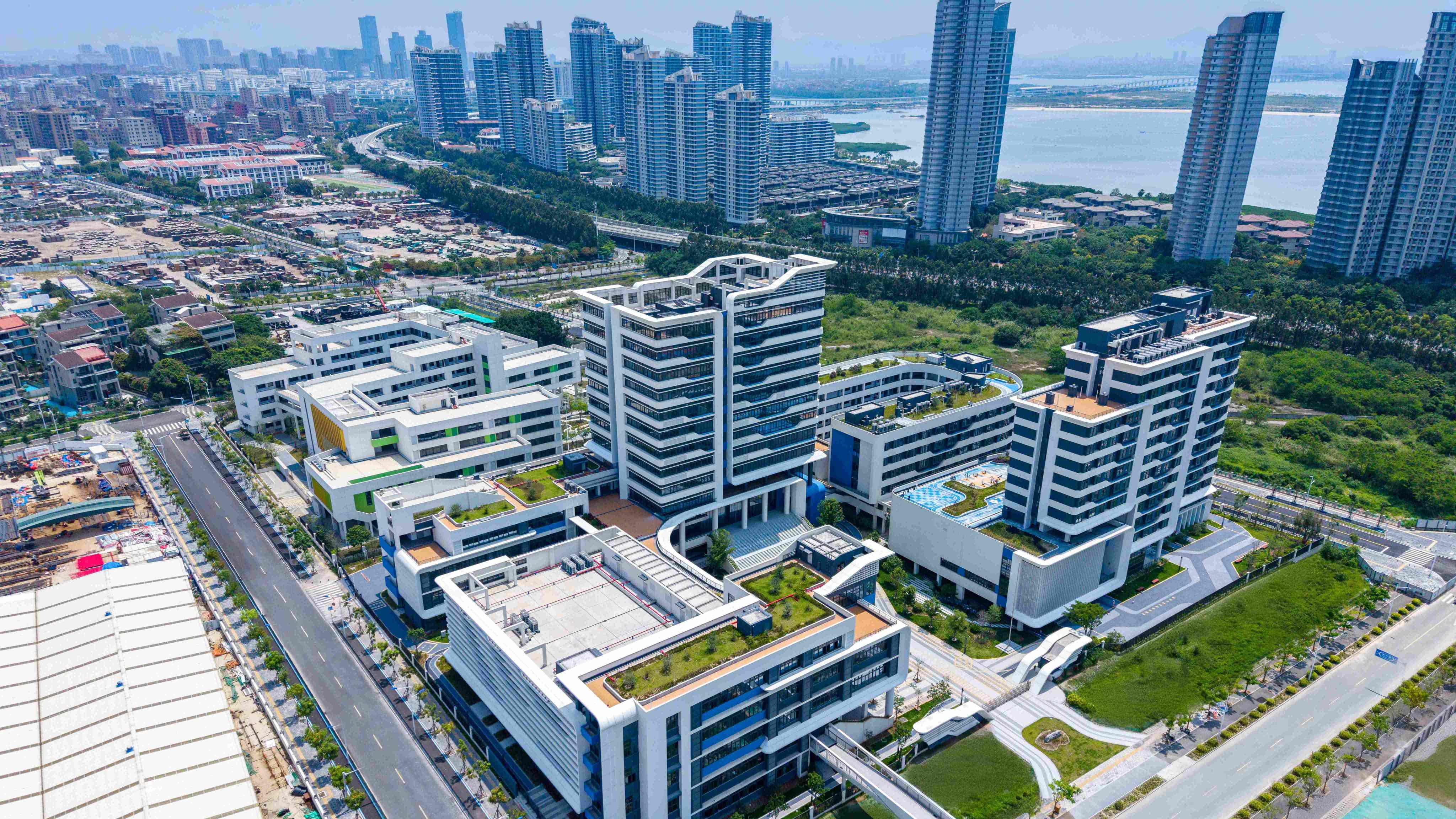 1785838846745845.jpg 05联发集团 代建的厦门市教师进修学校竣备 (1).jpg