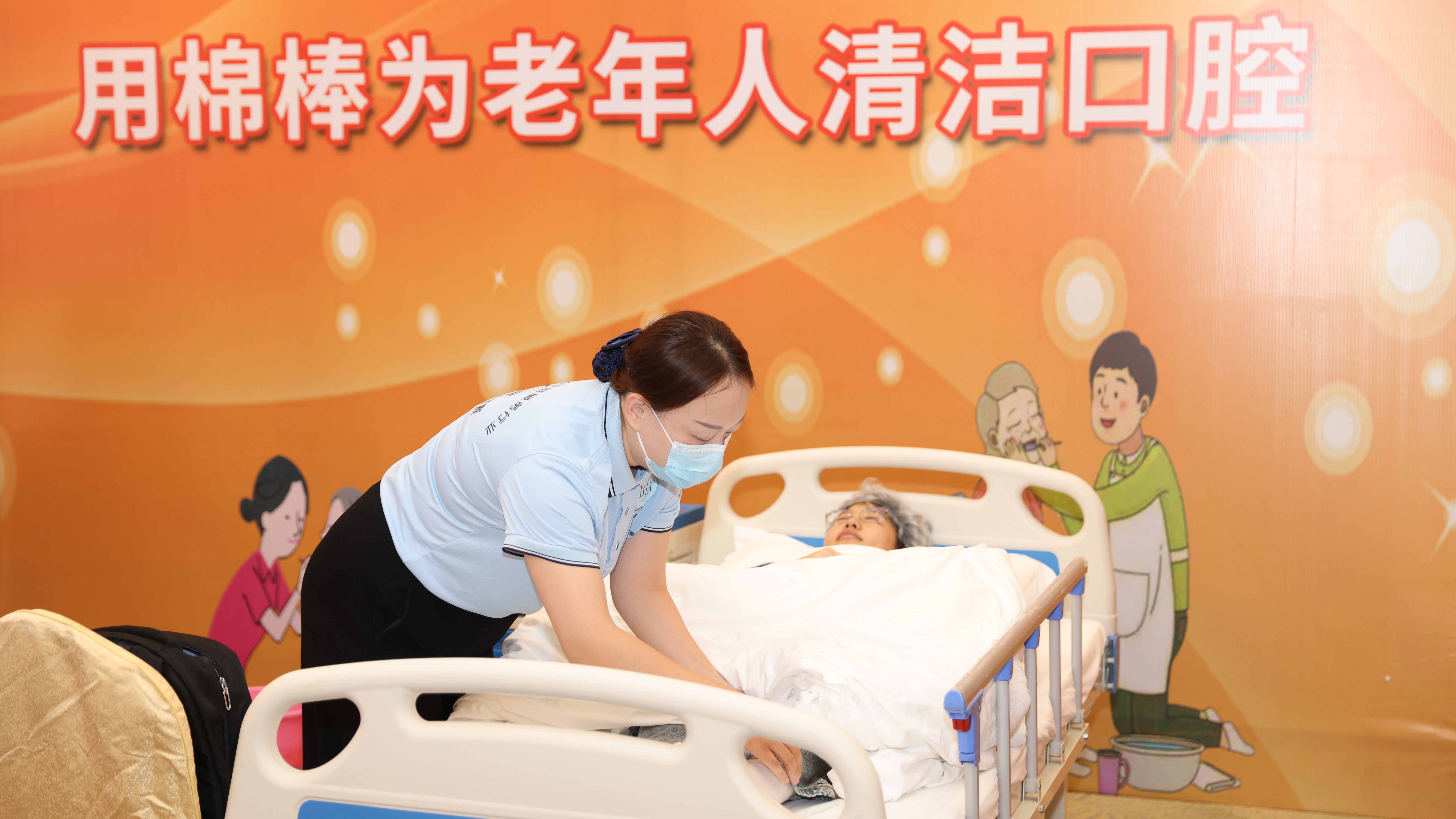 张秋萍 (1).jpg
